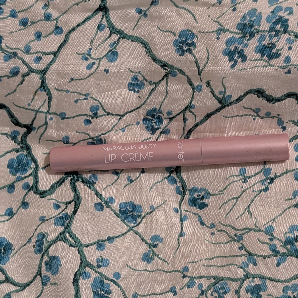 New Tarte Maracuja Juicy Lip Crème - Raspberry - Full Size New In Box - Picture 4 of 6